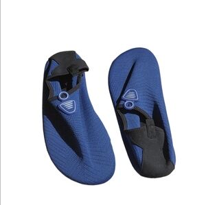 NWOT Leisure Sport Soft Shoes Blue Size 44/45